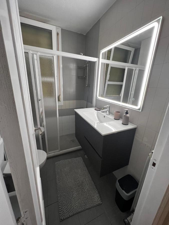 Santiago Tower Aire Ac Casco Antiguo By Apartamentos Logrono Exterior photo
